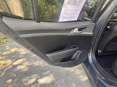 Used 2022 Kia Stinger GT1 image 13