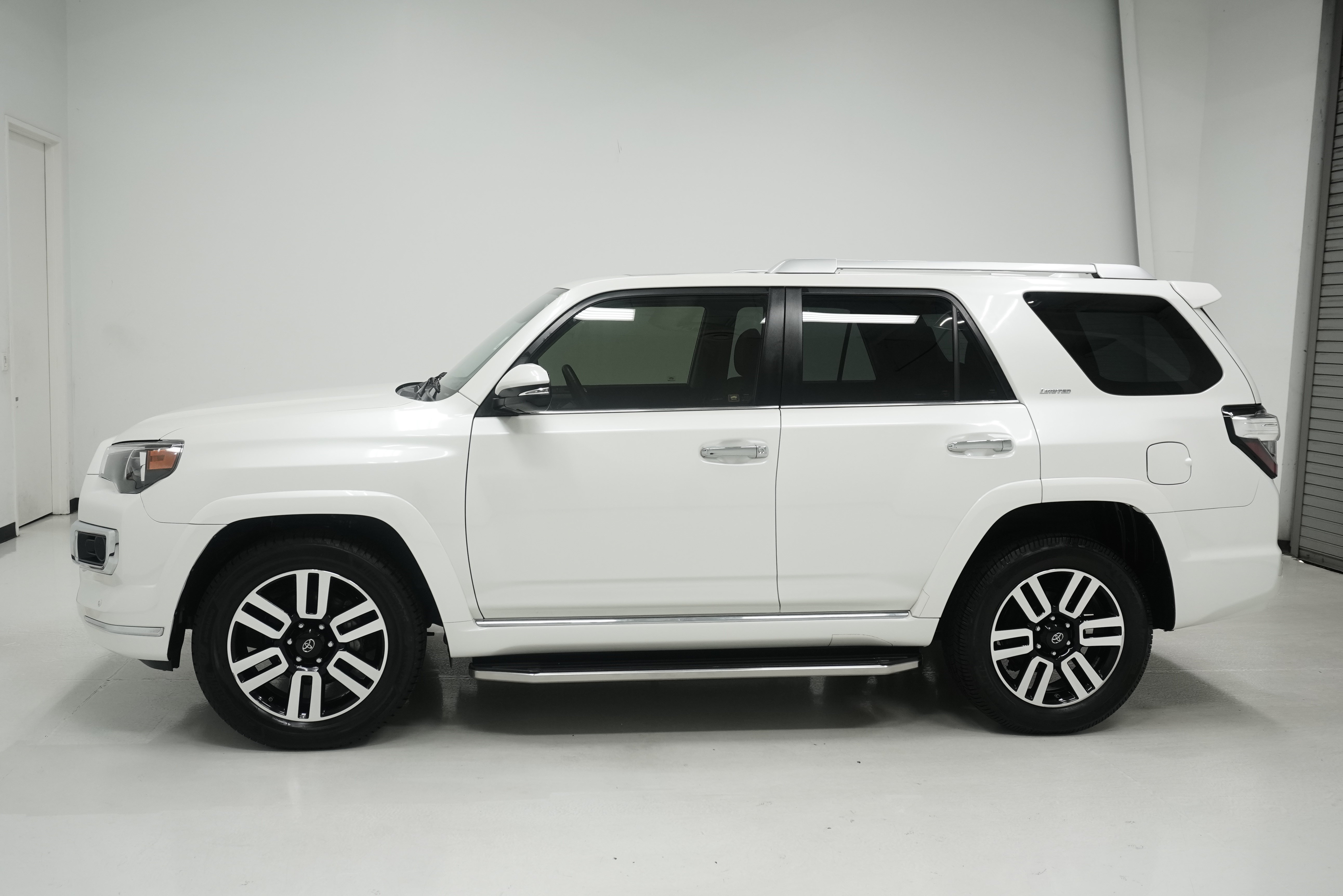 Used 2021 Toyota 4Runner Limited RWD image 7