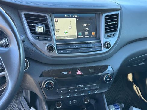 Used 2017 Hyundai Tucson SE Plus image 24