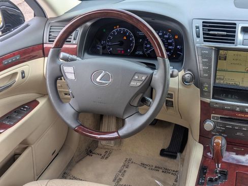 Used 2012 Lexus LS 460 w/ Luxury Value Edition image 15