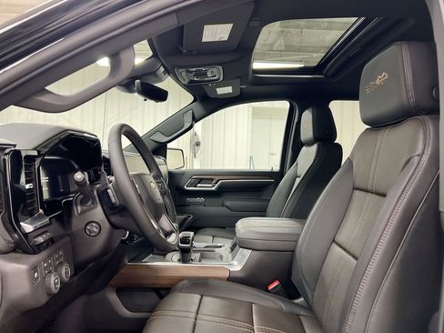 New 2026 Chevrolet Silverado 1500 High Country w/ Technology Package AWD/4WD image 20