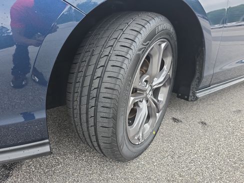 Used 2024 Honda Accord EX image 32