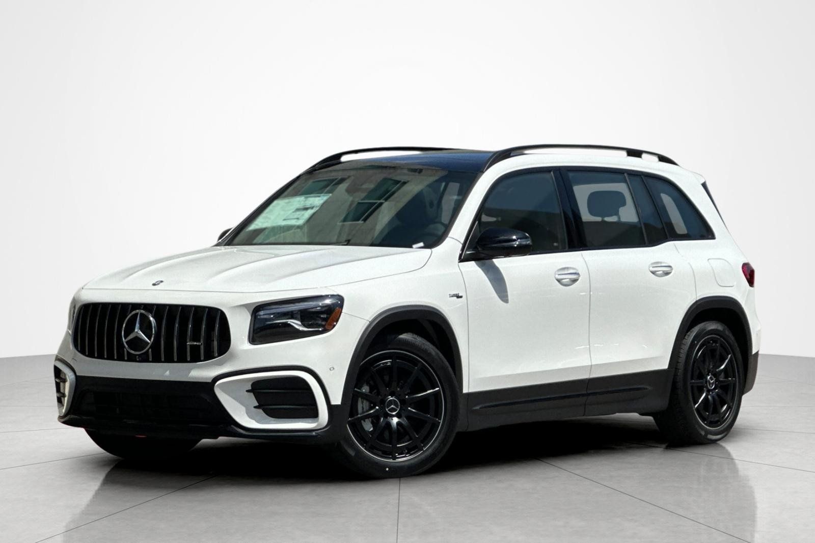 New 2026 Mercedes-Benz GLB 35 AMG 4MATIC image 1