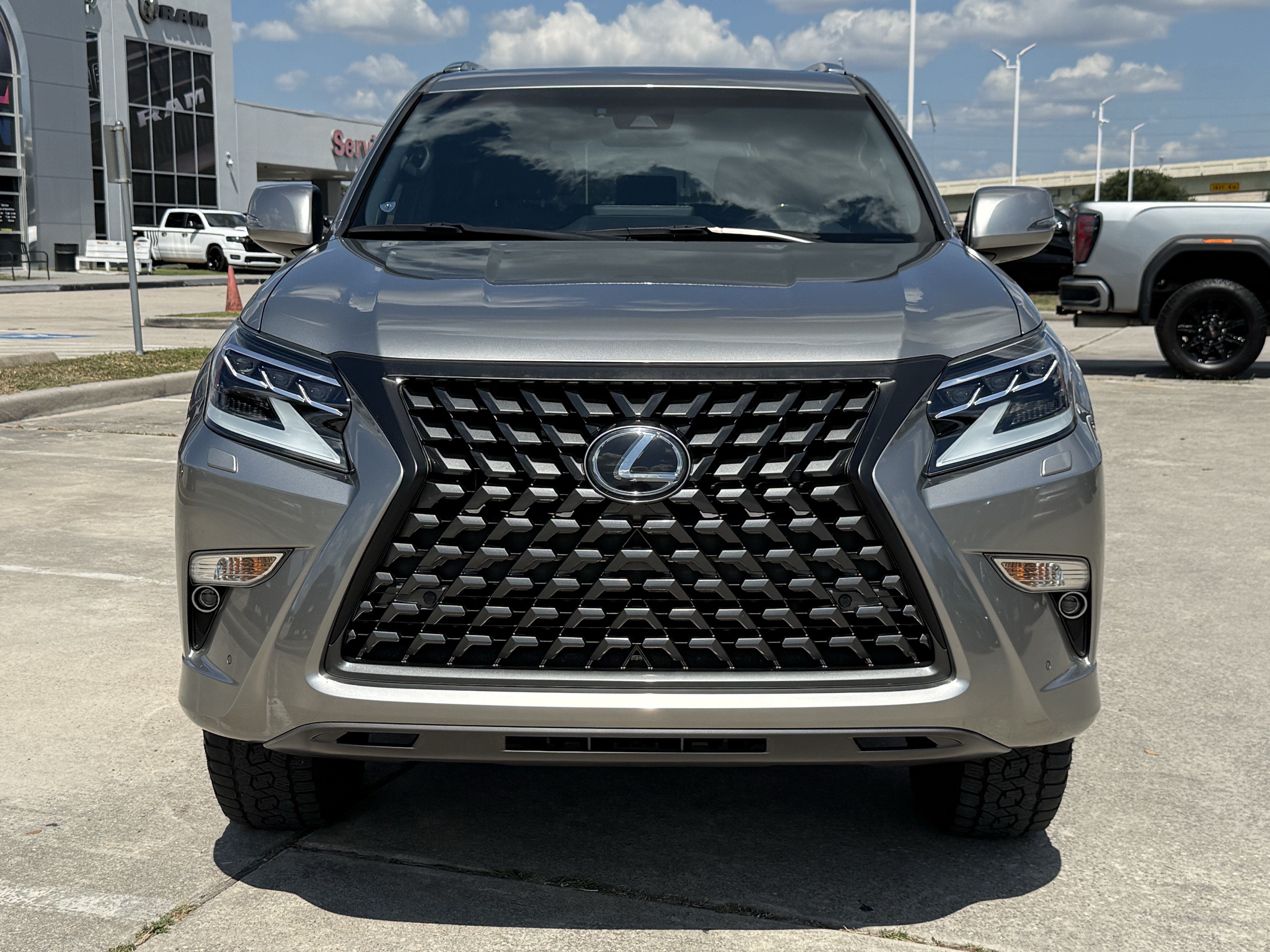 Used 2023 Lexus GX 460 Premium w/ Premium Plus Package AWD/4WD image 11