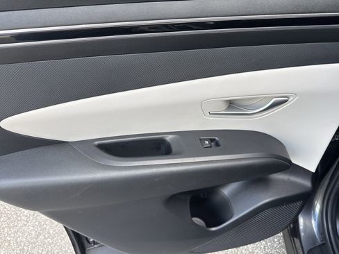 Certified 2024 Hyundai Tucson SEL FWD image 12