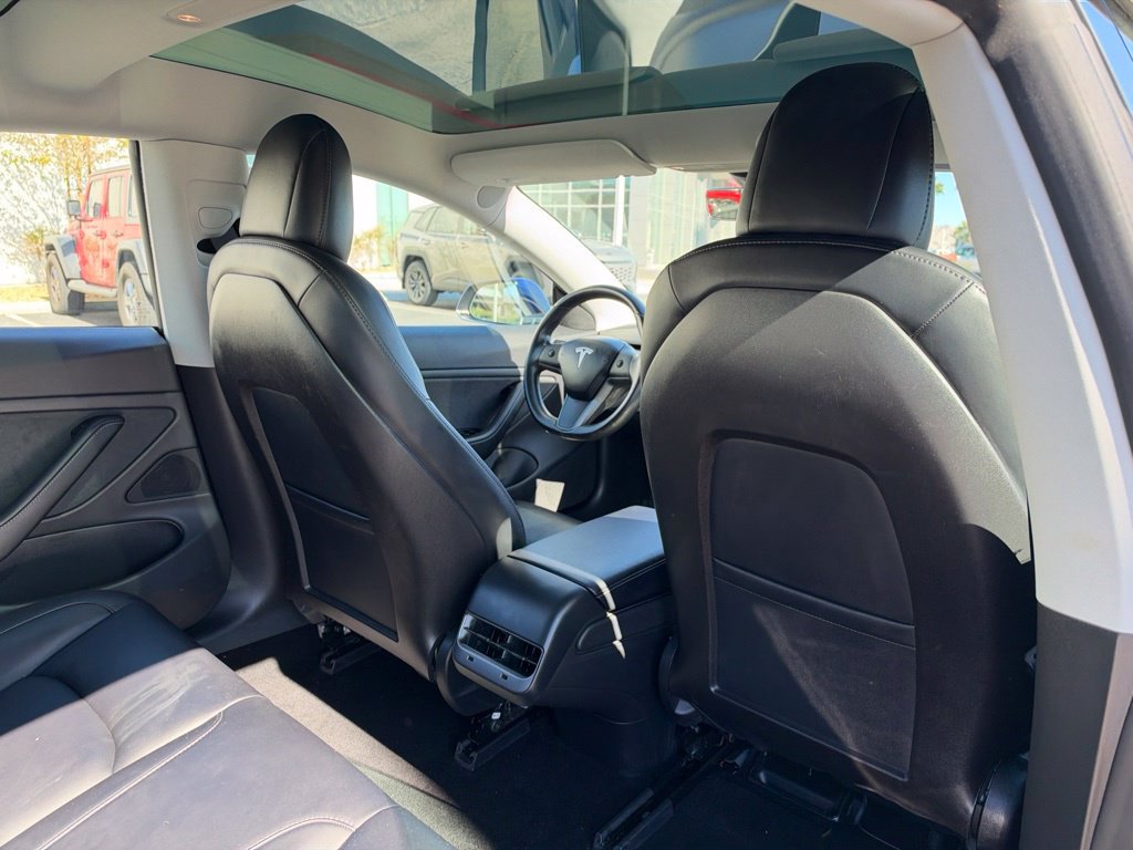 Used 2018 Tesla Model 3 Mid Range RWD image 25