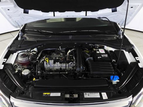 Used 2019 Volkswagen Jetta R-Line FWD image 6
