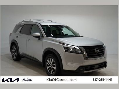 Used 2022 Nissan Pathfinder SL