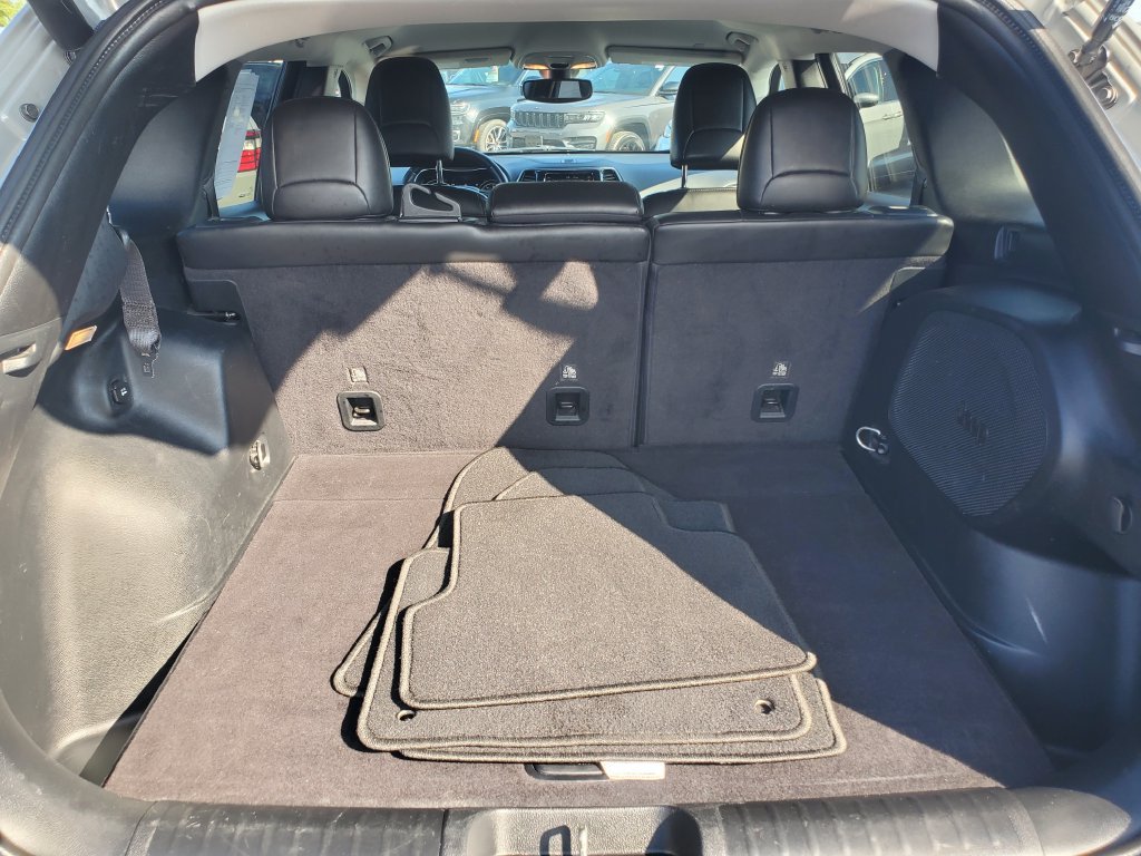 Used 2020 Jeep Cherokee Limited AWD/4WD image 29
