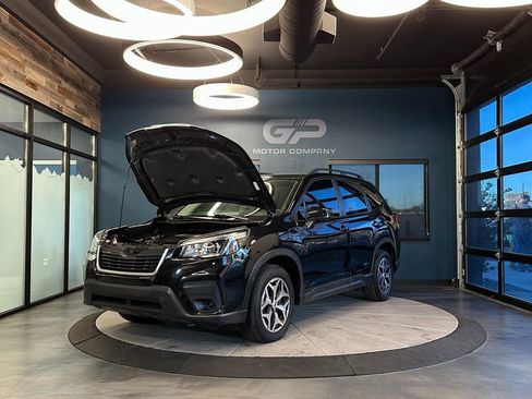 Used 2019 Subaru Forester Premium AWD/4WD image 23