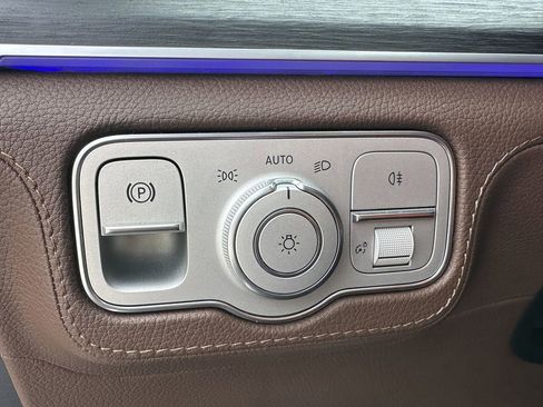 Certified 2024 Mercedes-Benz GLE 350 4MATIC image 36