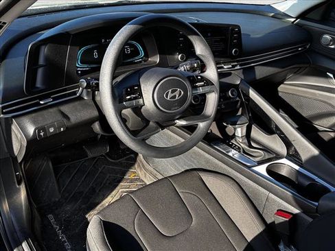 Certified 2025 Hyundai Elantra Blue image 10