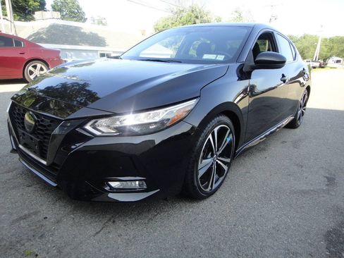 Used 2021 Nissan Sentra SR FWD image 1