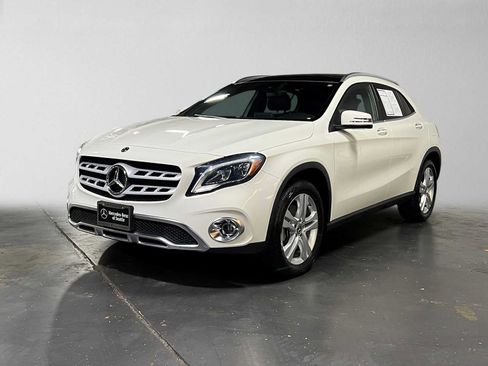 Used 2018 Mercedes-Benz GLA 250 4MATIC image 7