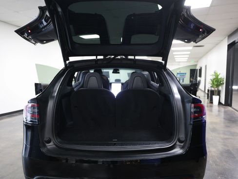 Used 2020 Tesla Model X Long Range image 47