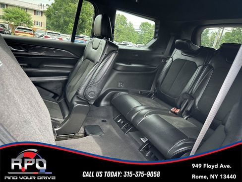 Used 2021 Jeep Grand Cherokee L Laredo AWD/4WD image 28