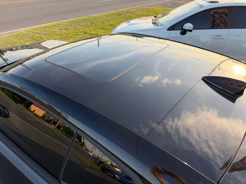 Used 2017 Chevrolet Camaro SS image 10