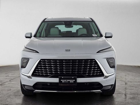 New 2027 Buick Enclave Avenir FWD image 8