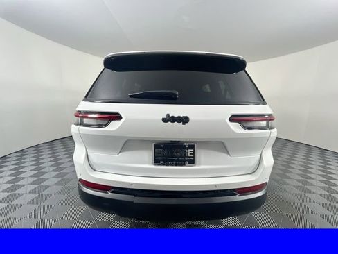 New 2025 Jeep Grand Cherokee L Altitude image 10