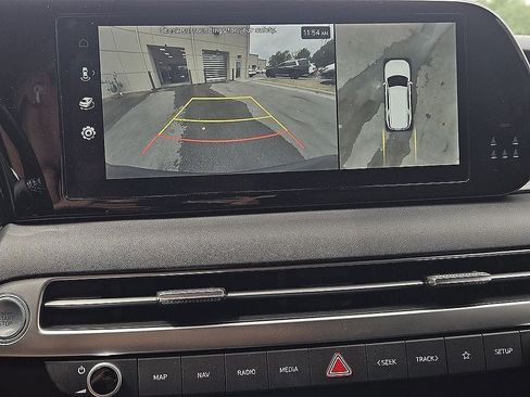 Certified 2025 Hyundai Palisade Limited FWD image 13