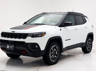 Used 2025 Jeep Compass Trailhawk AWD/4WD video 2