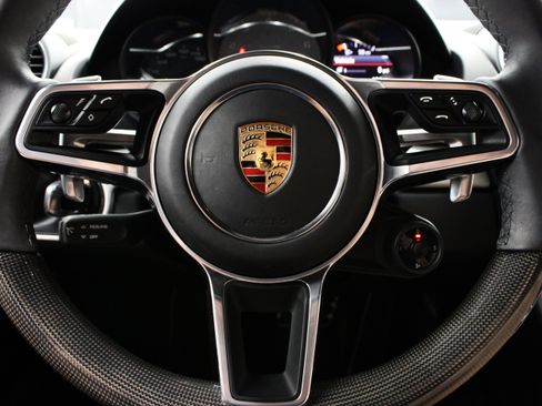 Used 2025 Porsche 718 Cayman S w/ Sportdesign Package RWD image 11