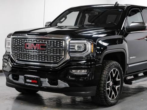 Used 2017 GMC Sierra 1500 Denali image 9