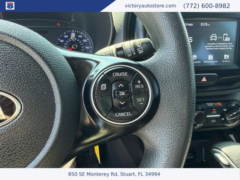 Used 2020 Kia Soul LX FWD image 11