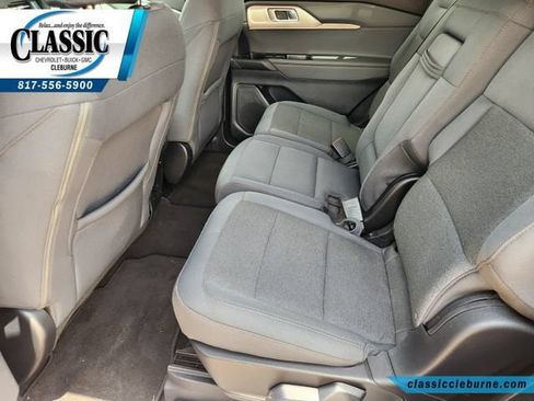 Used 2025 Ford Explorer Active RWD image 28