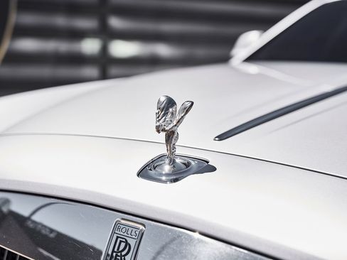 Used 2015 Rolls-Royce Ghost RWD image 8