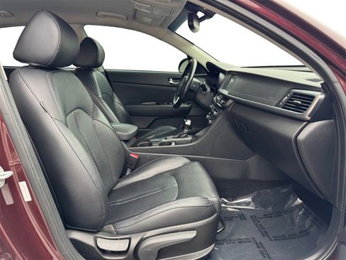 Used 2017 Kia Optima EX image 18