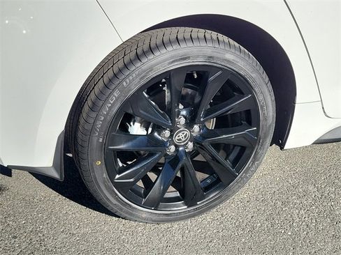 Used 2020 Toyota Corolla SE image 25