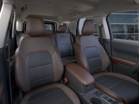 New 2026 Ford Bronco Sport Outer Banks w/ Outer Banks Tech Package+ AWD/4WD image 11