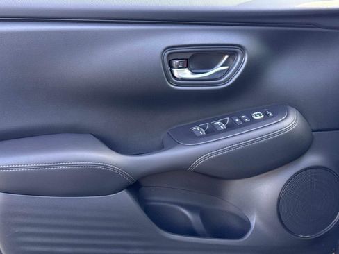 New 2026 Honda HR-V EX-L image 17