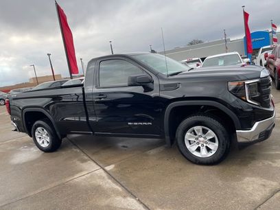 Used 2025 GMC Sierra 1500 Pro w/ Pro Value Package