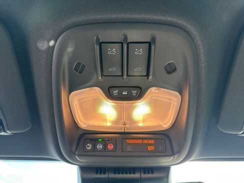 Used 2024 GMC Canyon AT4X image 30