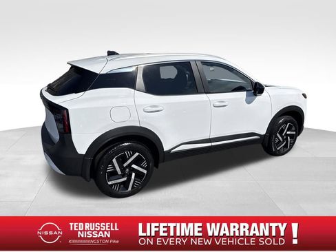 New 2026 Nissan Kicks SV w/ SV Premium Package image 6