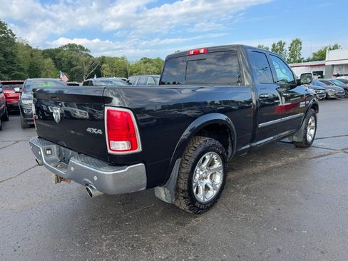 Used 2016 RAM 1500 Laramie w/ Convenience Group AWD/4WD image 5