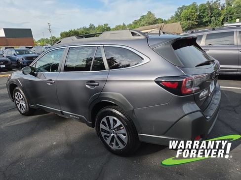 Used 2025 Subaru Outback Premium AWD/4WD image 5