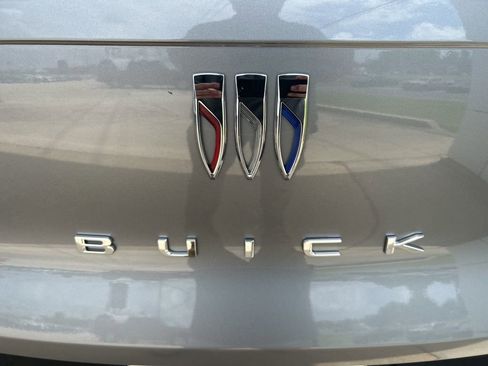 Used 2026 Buick Envista Sport Touring image 25