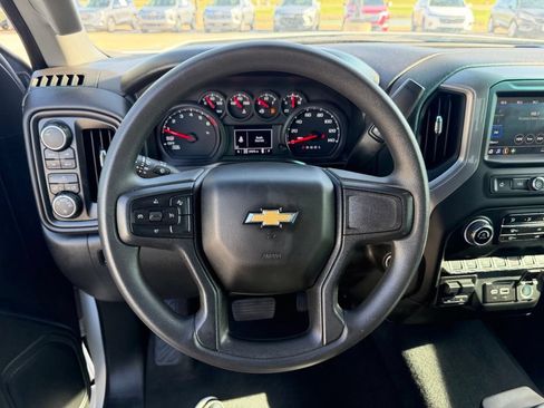 Used 2024 Chevrolet Silverado 1500 Custom AWD/4WD image 17