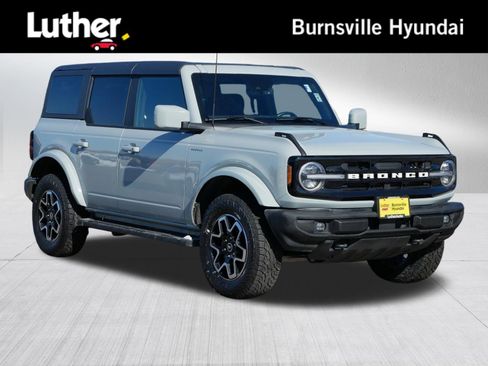 Used 2022 Ford Bronco Outer Banks image 1