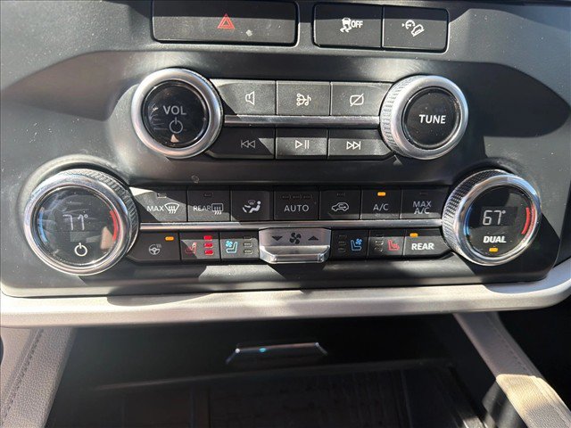 Used 2022 Ford Expedition Max XLT AWD/4WD image 14