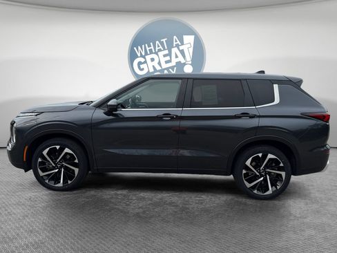 Used 2024 Mitsubishi Outlander SE AWD/4WD image 7