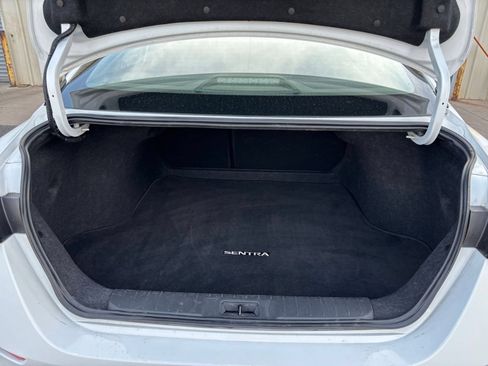 Used 2025 Nissan Sentra SV FWD image 24