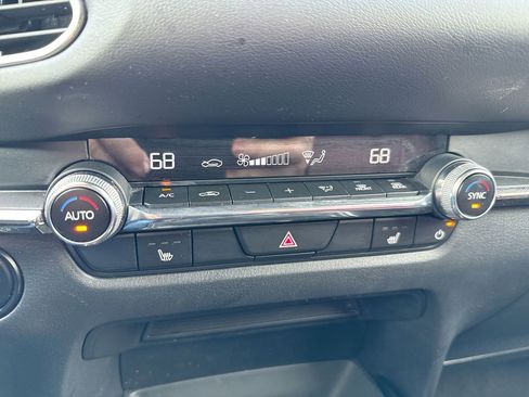 Used 2024 MAZDA CX-30 AWD 2.5 S w/ Preferred Package image 17