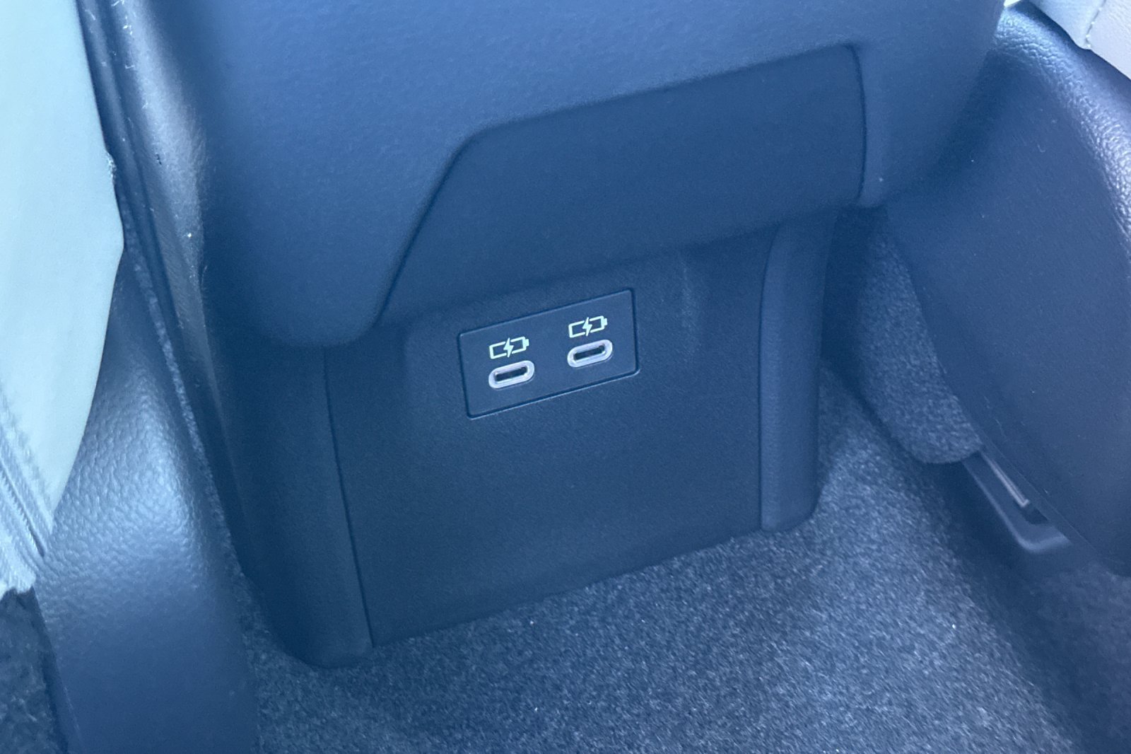 New 2027 Toyota Prius Limited AWD/4WD image 14