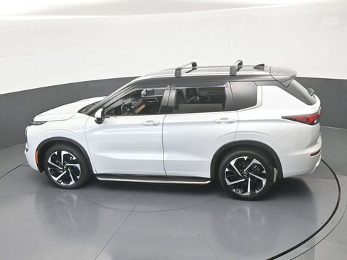 Used 2024 Mitsubishi Outlander SEL AWD/4WD image 63