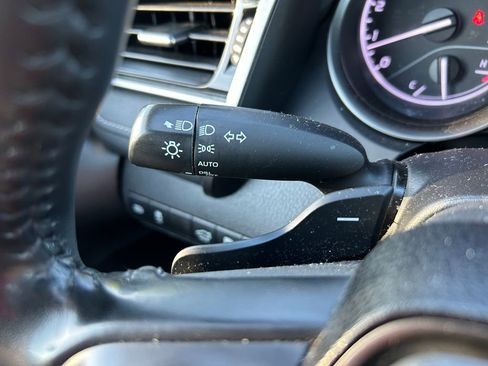 Used 2023 Toyota Camry SE image 22