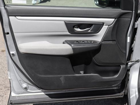 Used 2019 Honda CR-V LX image 12
